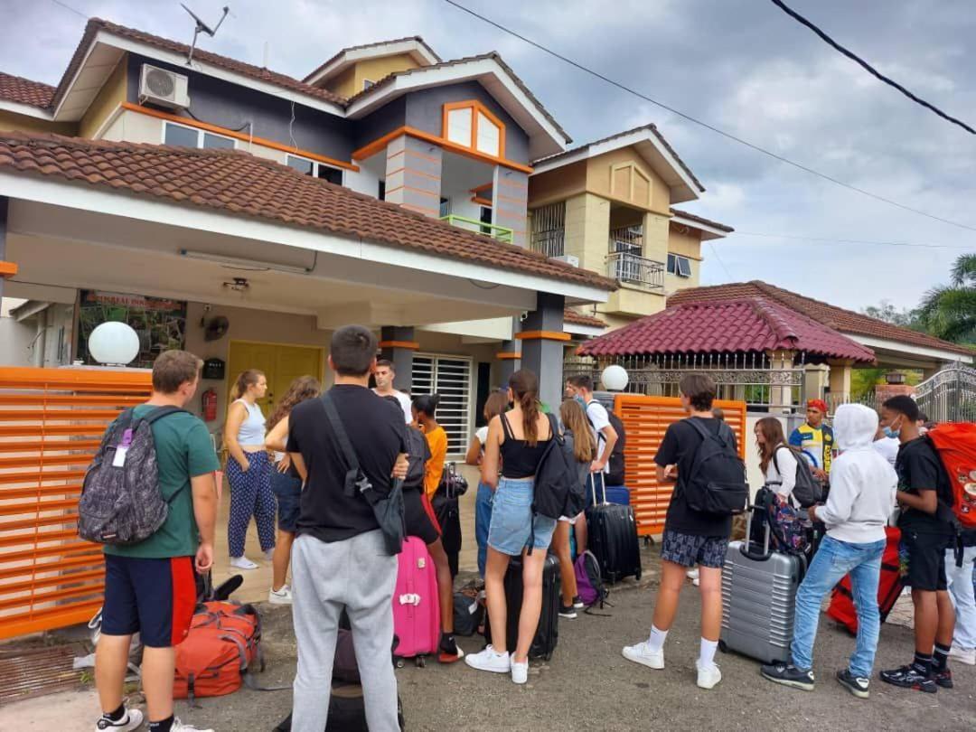 Greenleaf Angsana Homestay ジェラントゥート エクステリア 写真